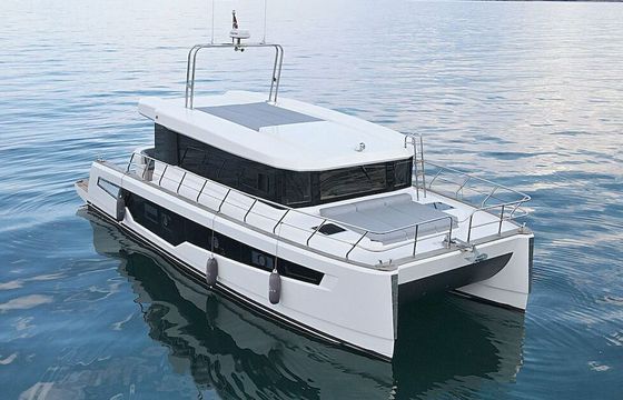 Catamaran DGYACHTS DMG 13.7m