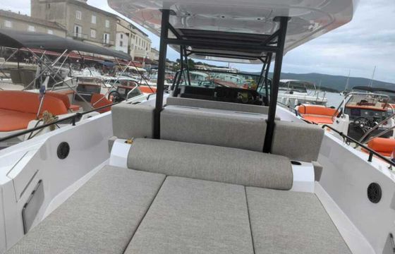 Motorboat Axopar Axopar 37 Sun-Top Brabus Line 400hp