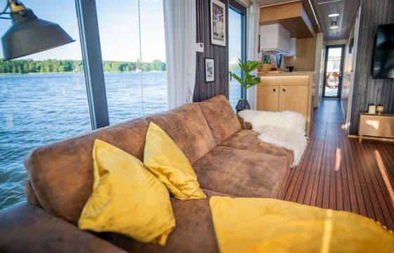 Houseboat WOMA D13