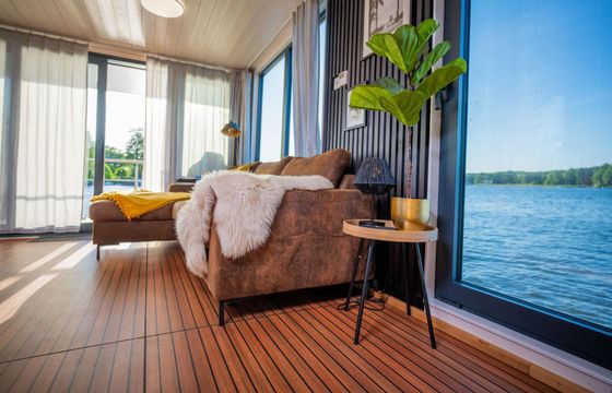Houseboat WOMA D13