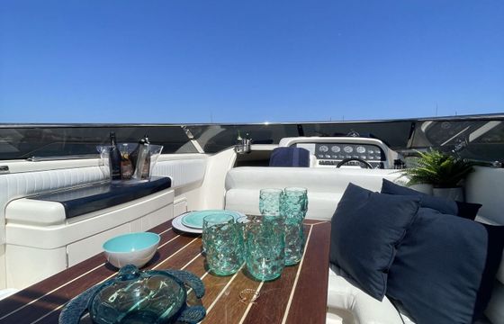 Motorboat Sunseeker 45 Apache 700hp
