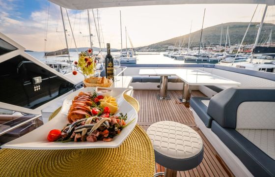 Motor yacht Galeon 640 Fly 2000hp