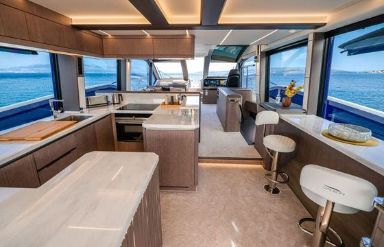 Motor yacht Galeon 640 Fly 2000hp