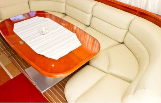 Motorboat PRINCESS 480 435hp