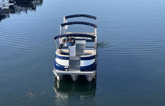 Motorboat Swiss Boat Starlounger 8,5 150hp
