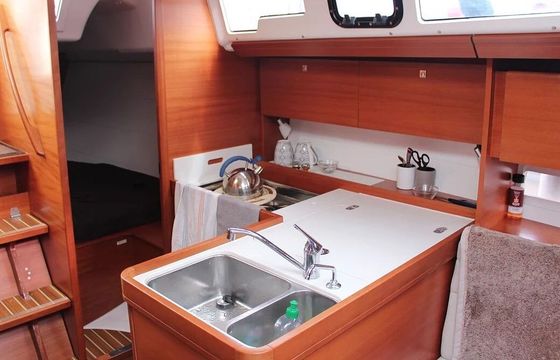 Sailboat Dufour 350 Grand Large 10.28m