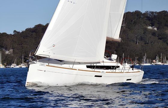 Sailboat Jeanneau Sun Odyssey 379 11.34m