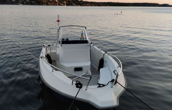 Motorboat Uttern S64 Exklusive 190hp