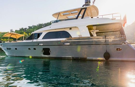 Motor yacht Mengi Yay 2014 Custom Steel 85ft 2700hp