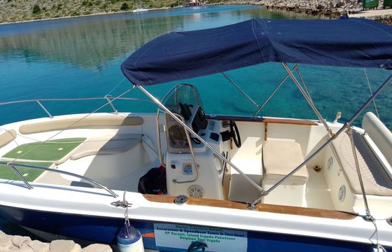 Motorboat Brava Mongolija 22 200hp