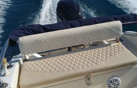 Motorboat Brava Mongolija 22 200hp