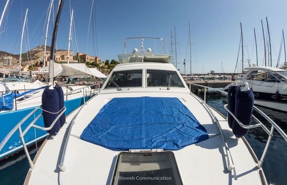 Motorboat FERRETTI 39 FLY 800hp