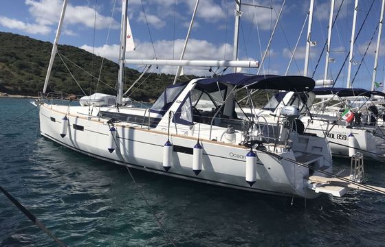 Sailboat BENETEAU OCEANIS 45 13.85m