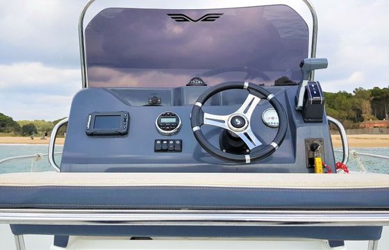 Motorboat Beneteau Flyer 5.5 140hp