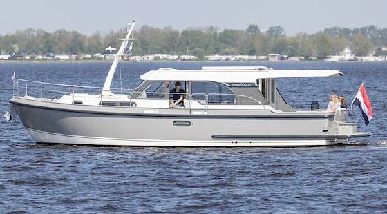 Motorboat Linssen 40 SL Sedan 110hp