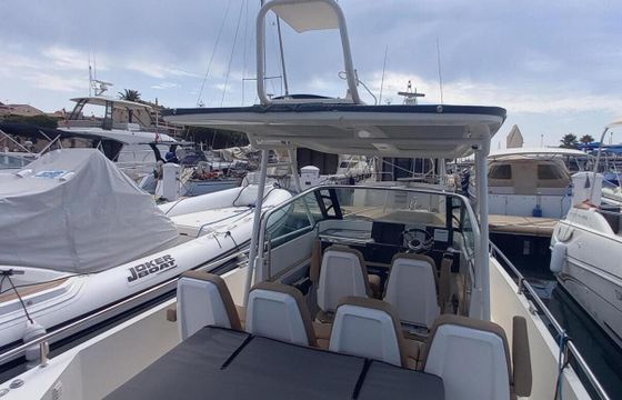 Motorboat AXOPAR TTOP 28 300hp
