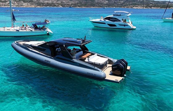 Motorboat Salpa 52 1800hp