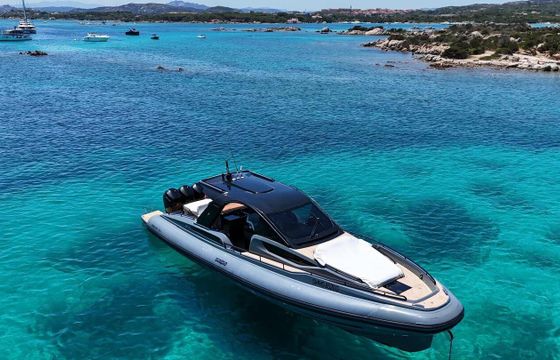 Motorboat Salpa 52 1800hp