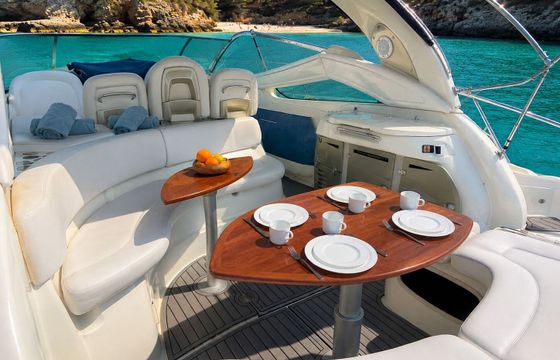 Motorboat Cranchi Mediterranee 43 870hp