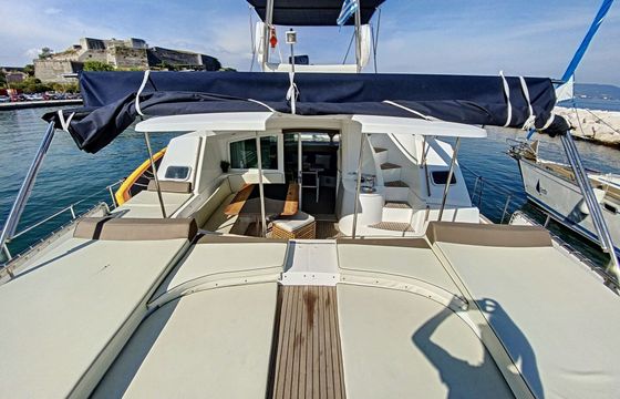 Motorboat LAGOON 43 POWER 580hp