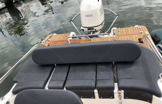 Motorboat CLEAR LIBRA 650 Open 150hp