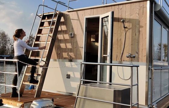 Houseboat KUHNLE-TOURS Sauna-Hausboot (HMR)