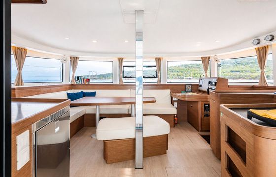 Catamaran Lagoon 42 13m
