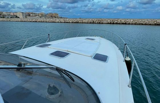 Motorboat Cranchi Mediterranee 40 760hp