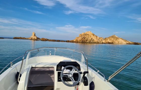 Motorboat PACIFIC CRAFT OPEN 625 130hp