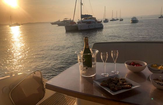 Motorboat Jeanneau Prestige 390 S 620hp