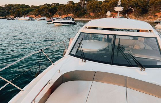 Motorboat Jeanneau Prestige 390 S 620hp