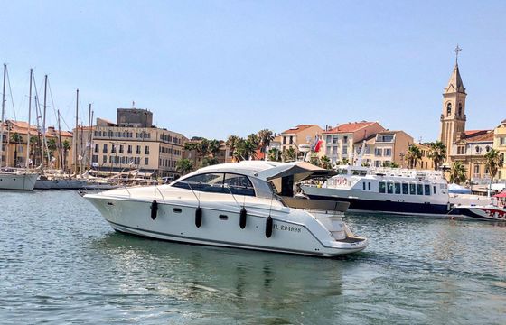 Motorboat Jeanneau Prestige 390 S 620hp