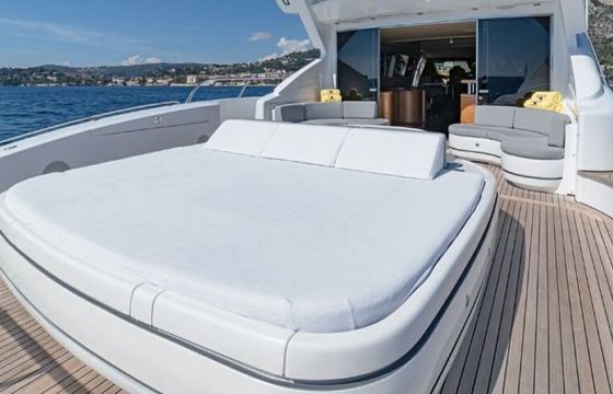 Motor yacht OVERMARINE MANGUSTA 92 4000hp