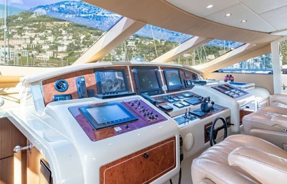 Motor yacht OVERMARINE MANGUSTA 92 4000hp