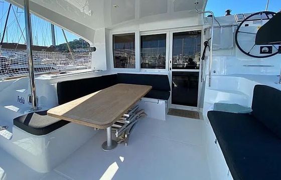 Catamaran Lagoon 40 11m