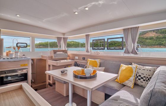 Catamaran Lagoon 40 11m