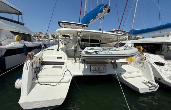 Catamaran Lagoon 42 12.8m