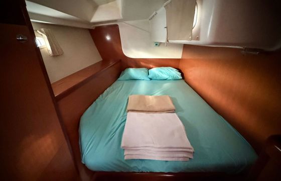 Sailboat Beneteau Oceanis 46 14m