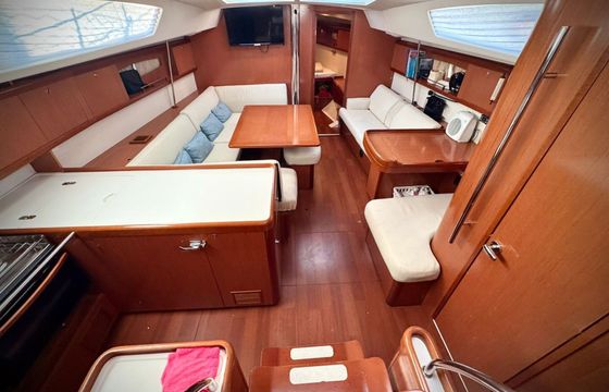 Sailboat Beneteau Oceanis 46 14m