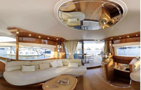 Motorboat Azimut 2000 1534hp