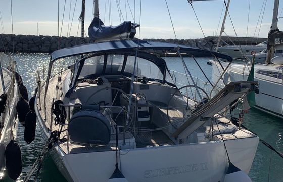 Sailboat DUFOUR 425 12.9m