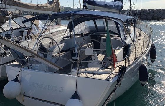 Sailboat DUFOUR 425 12.9m