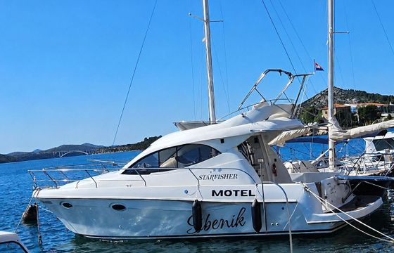 Motorboat Starfisher 30 Fly