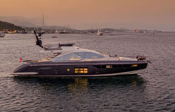 Motor yacht Azimut S7 2400hp