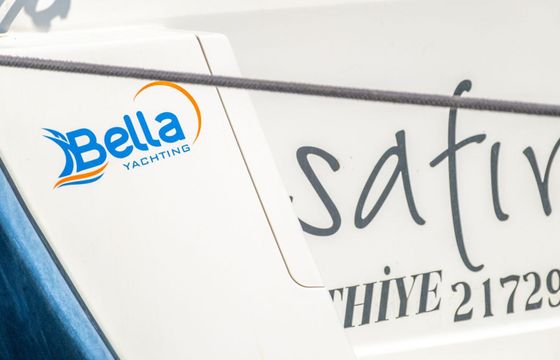 Sailboat Beneteau Oceanis 40 12m