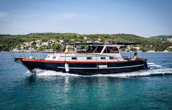 Motorboat Custom Leut 80hp