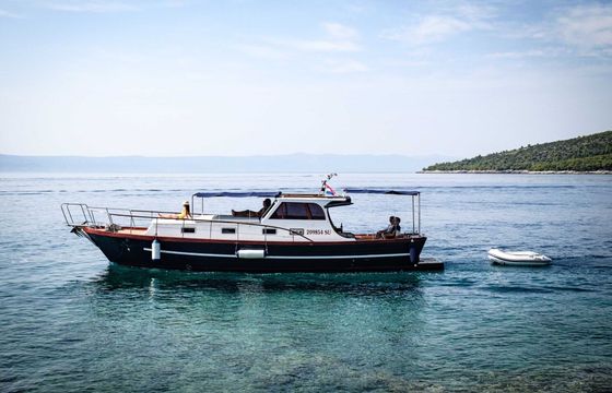 Motorboat Custom Leut 80hp