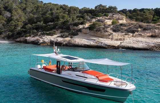Motorboat Nimbus T11 800hp