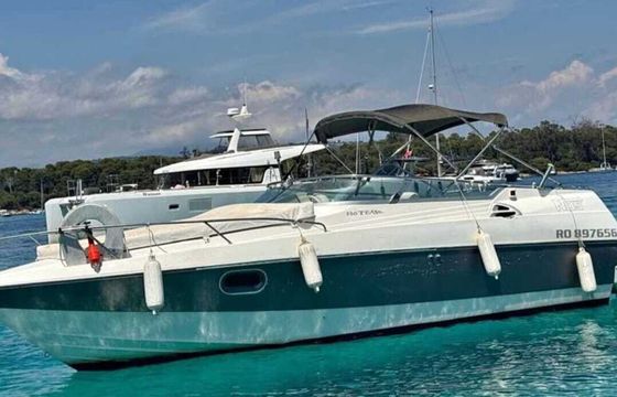 Motorboat Beneteau flyer 6 grand prix 270hp