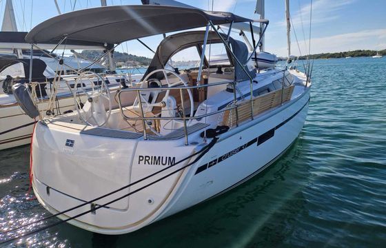 Sailboat Bavaria 37 Cruiser 11.2m